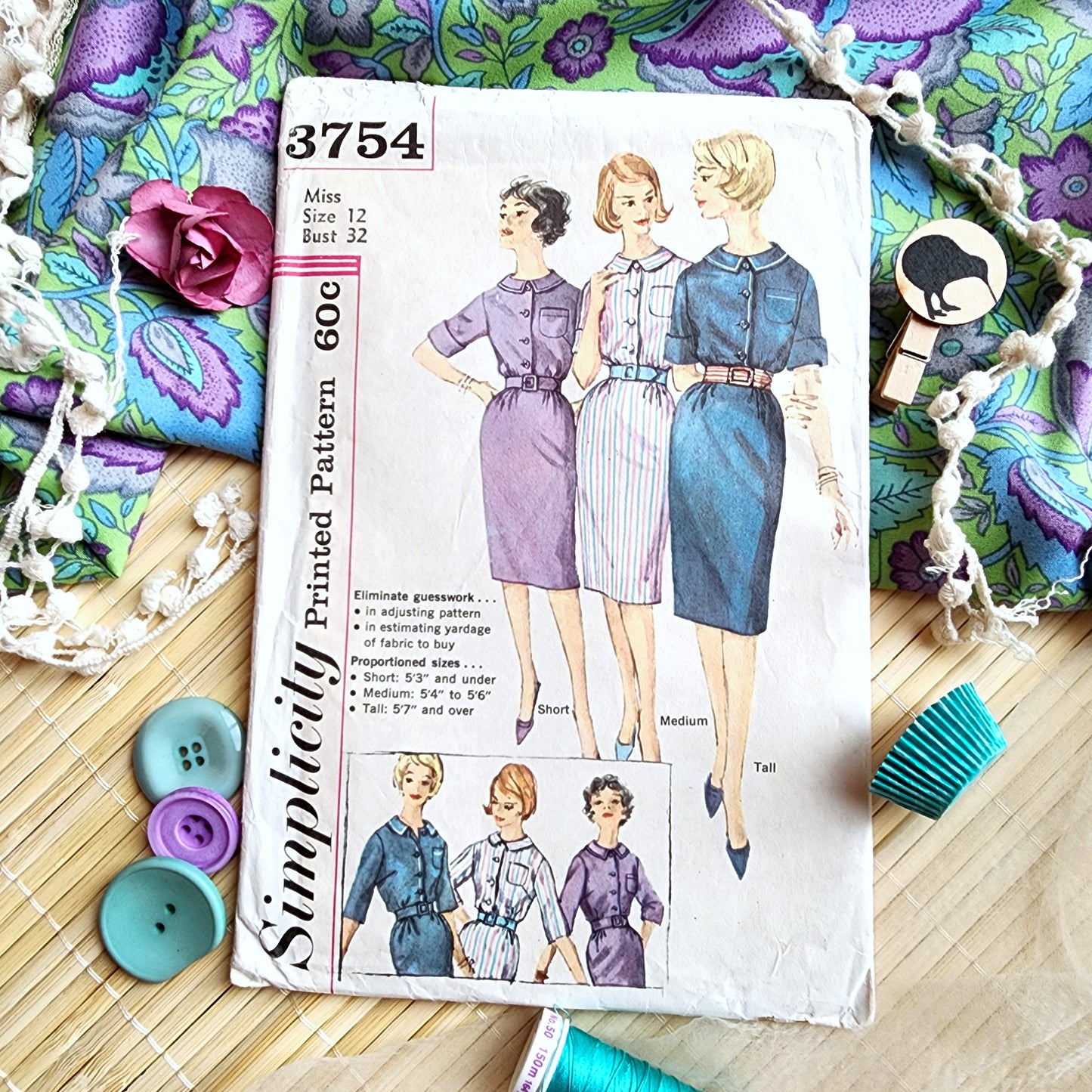 Simplicity 3754