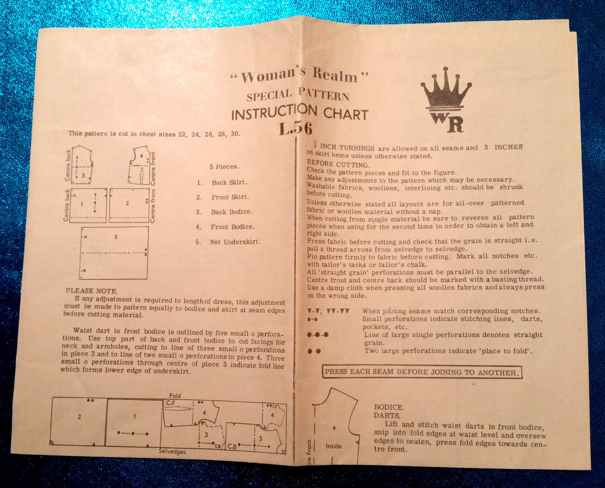 Woman's Realm L56