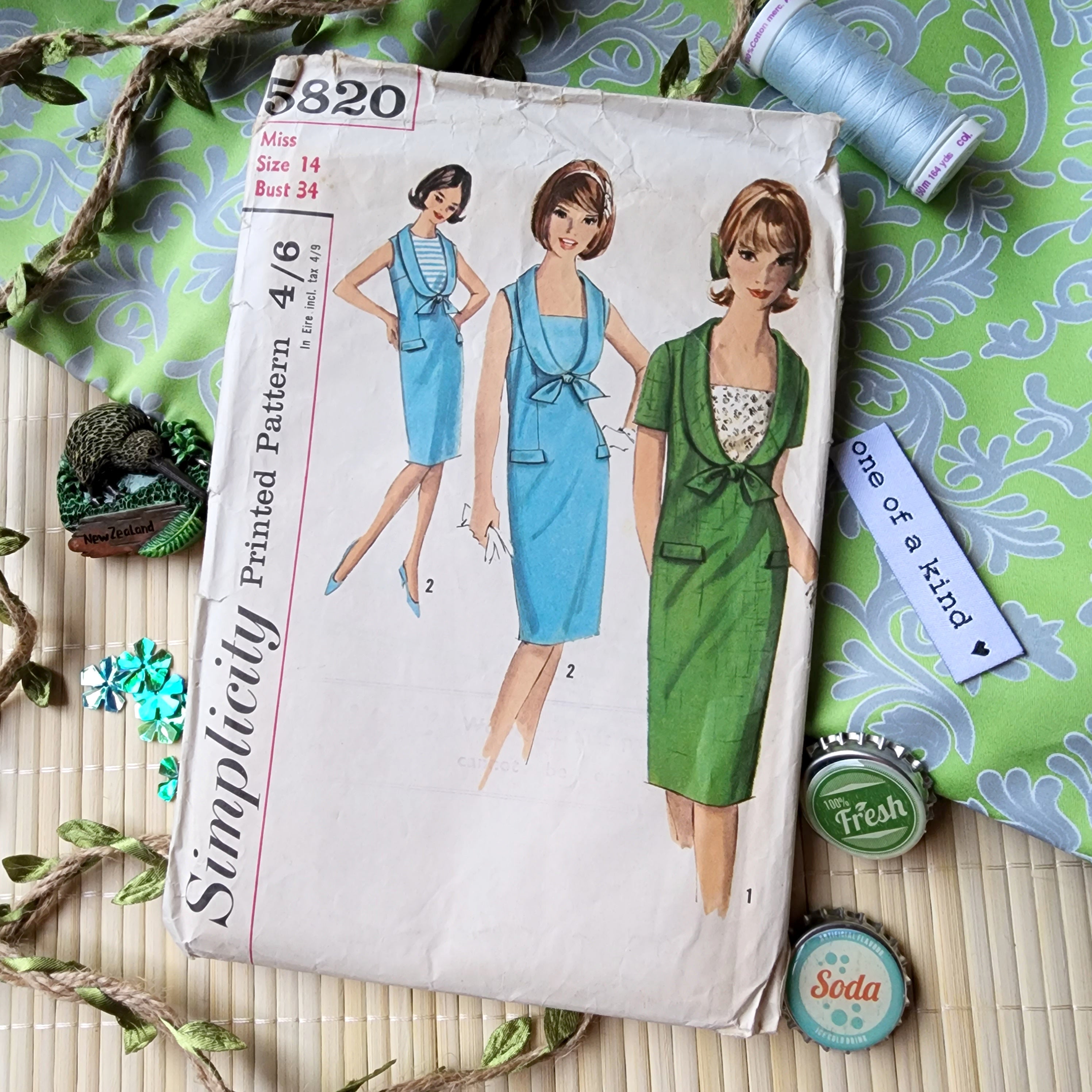 Simplicity 5820
